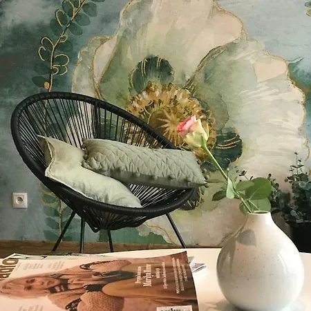 Kwiatowy Apartament W Centrum Stare Miasto Apartment